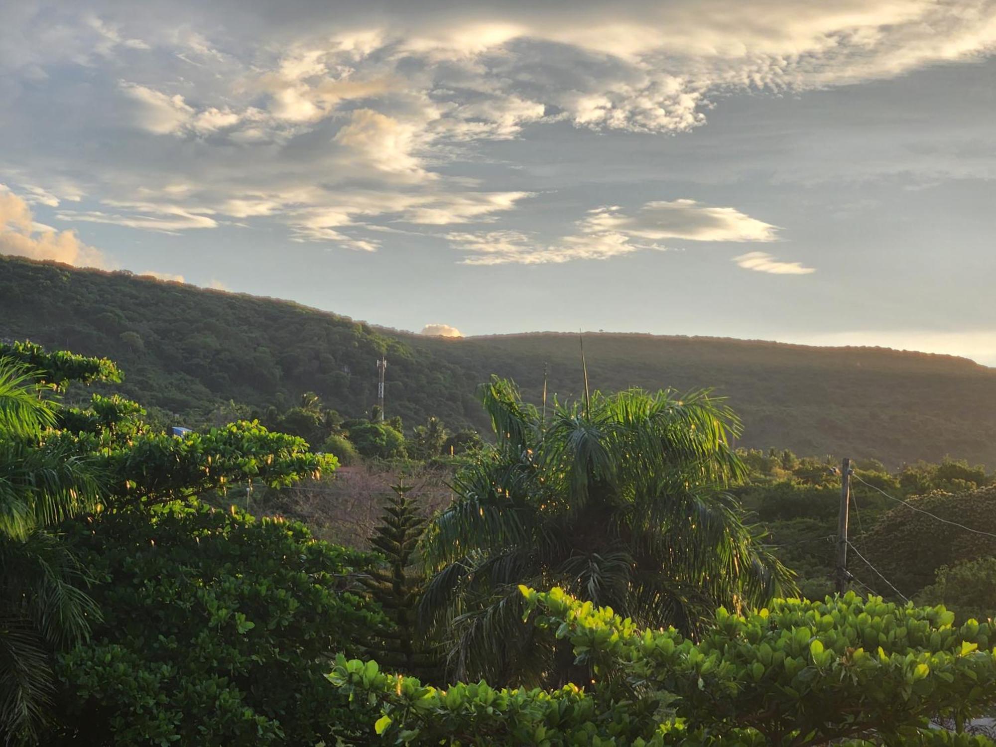 Casita Linda Larimar - 2Br Apartment With Rooftop, Bay Views, Fast Wifi, Near Beach In Barahona Exterior photo